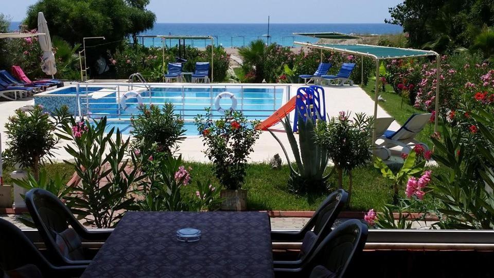 Hotel Gruen Kızılot Zewnętrze zdjęcie